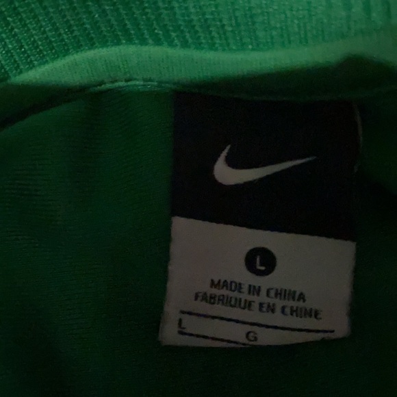 Nike track jacket ((Dar) - Picture 2 of 3